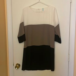 Lulus 3/4 sleeve block color knee length dress